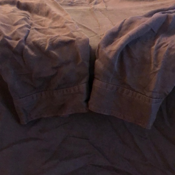 Button down - Picture 5 of 6